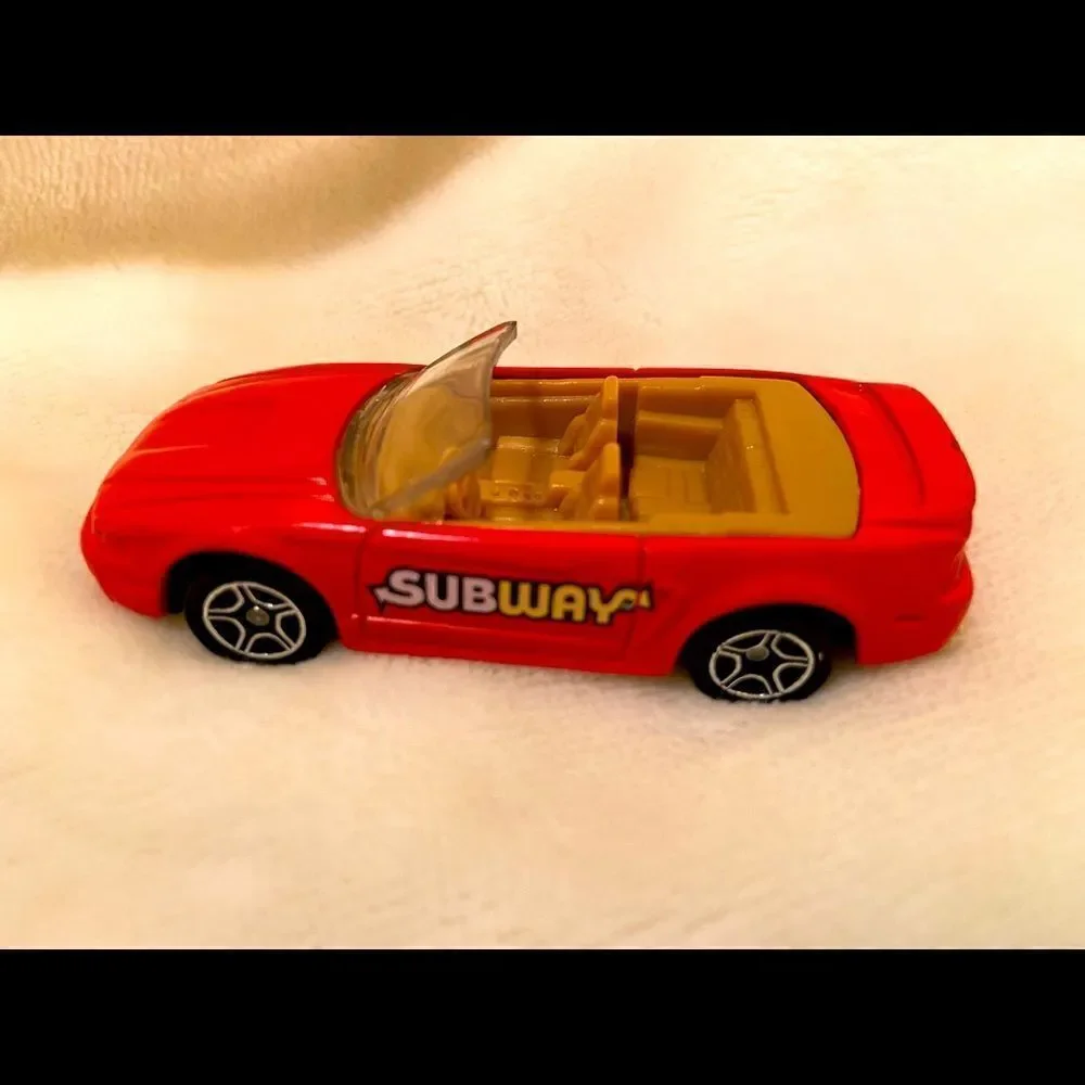 MATCHBOX SUBWAY FORD MUSTANG CONVERTIBLE MATTEL